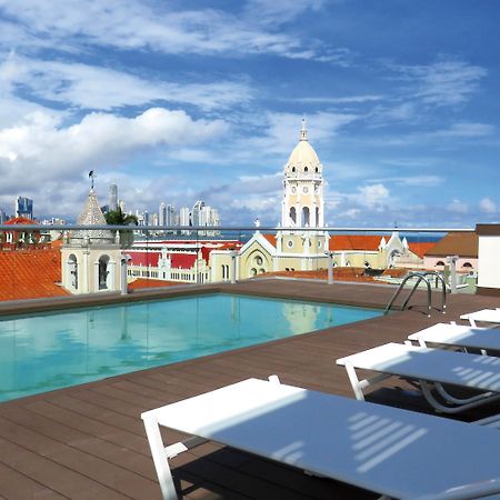 Central Hotel Panama Casco Viejo מראה חיצוני תמונה Rooftop pool at the Hotel Unique