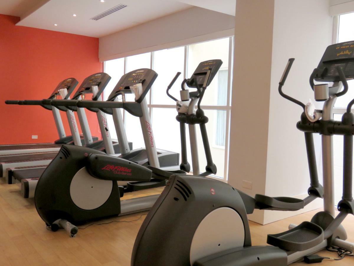 Central Hotel Panama Casco Viejo מראה חיצוני תמונה Elliptical cross trainer