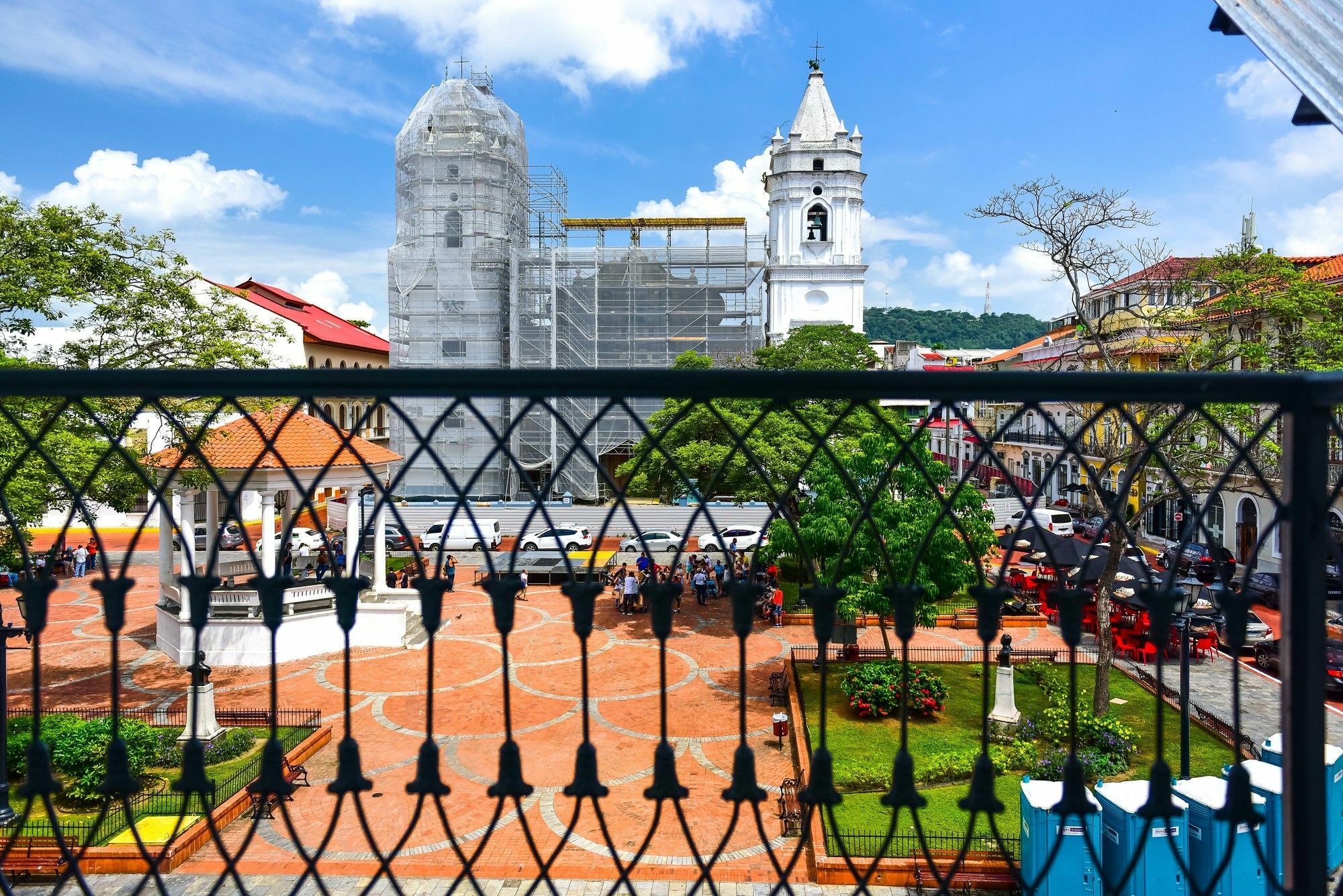 Central Hotel Panama Casco Viejo מראה חיצוני תמונה View of the main square of Santa Bárbara